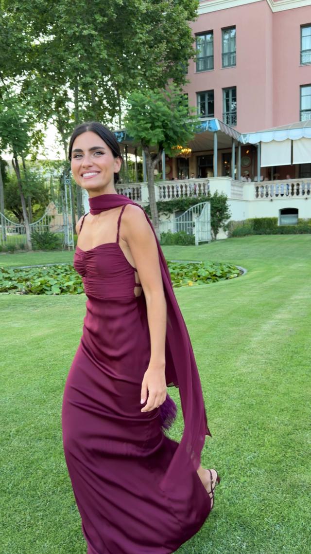 what color shawl for burgundy dress Burgundy Wraps