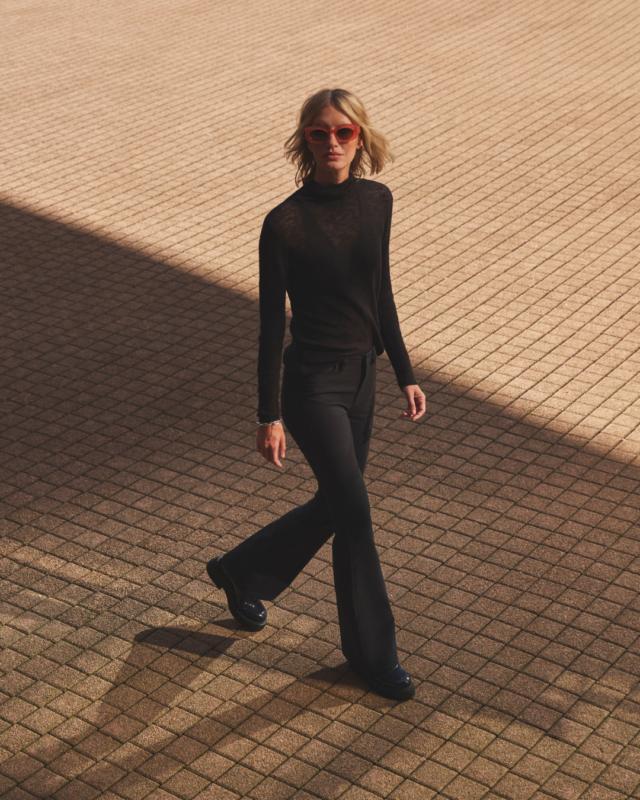 Women's Black High Rise Stretch Flare Pant