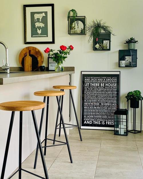 Scandinavian Style Stool The Hairpin Leg