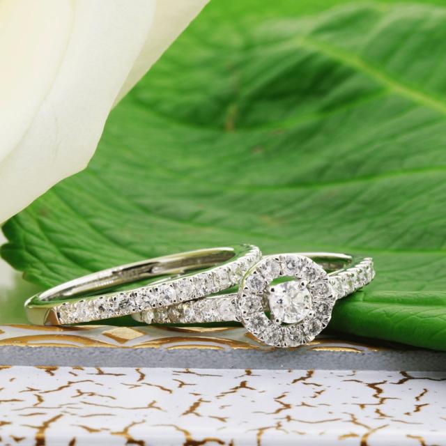 Luna 1 CT. T.W. Diamond Round Cluster Bridal Set 10K Yellow Gold