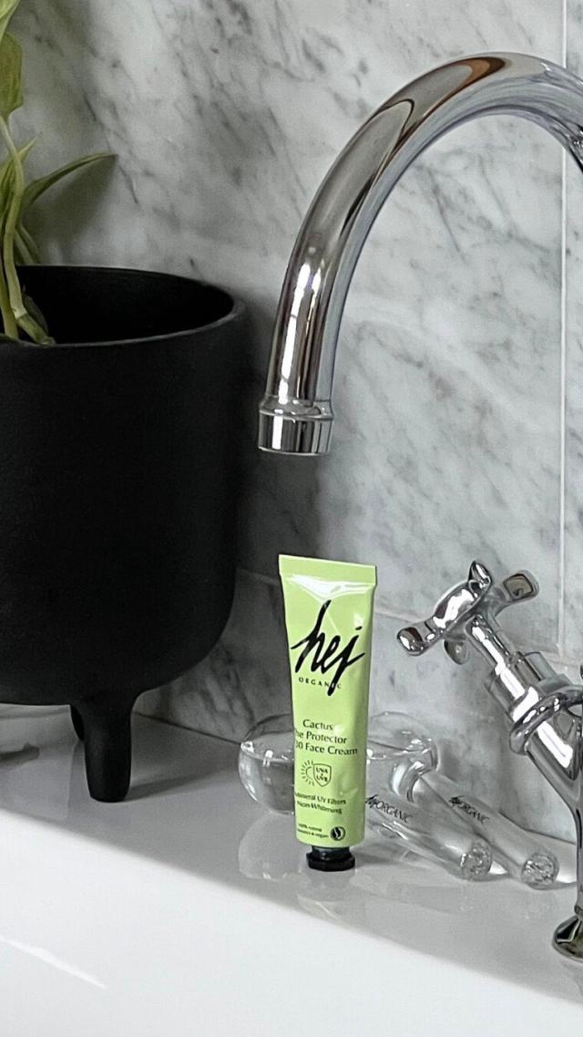 The Allrounder | Face cream with hyaluronic acid  buy online