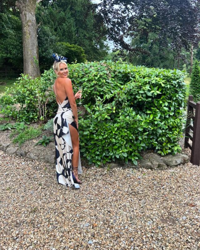 Samira Dress - Abstract Navy Print – Studio Lexi