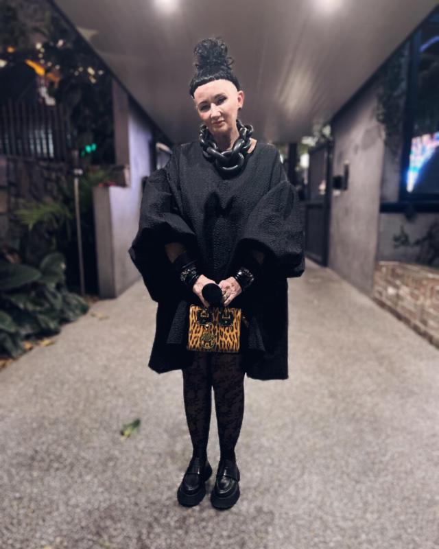 ★新品★LE’RUREGraffiti balloon sleeve dress Shop the Runaway Off Shoulder Balloon Sleeve Knit Dress Grey