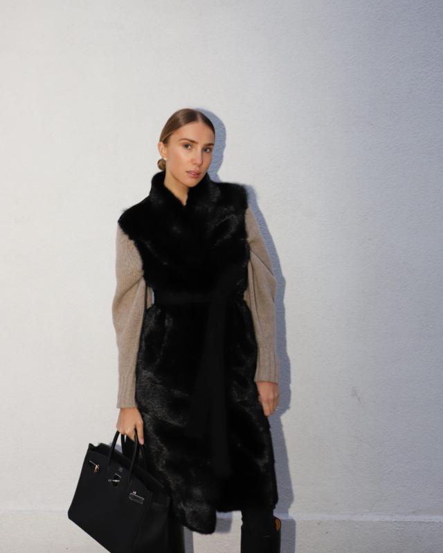 Vera Mink Gilet Black – L.Cuppini