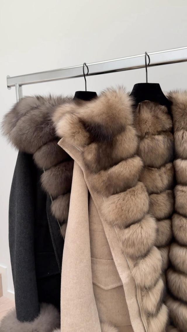 Aspen Reversible Parka & Vest Light Beige – L.Cuppini