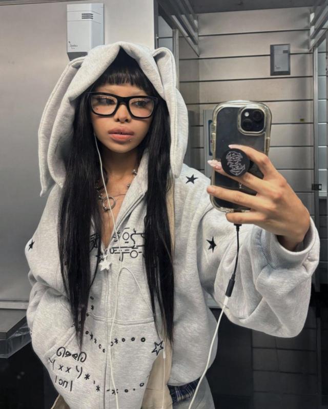 NAMED COLLECTIVE トップス Malfunction Bunny Zip Hoodie Grey Marl Detachable Ears