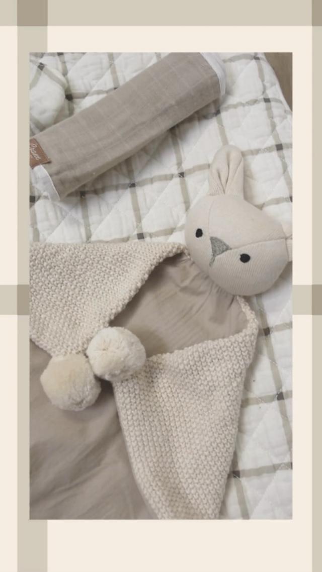 Avery Knit Floral Swaddle Blanket | Crane Baby