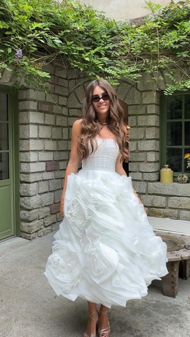 Dramatically flowered tulle dress in white