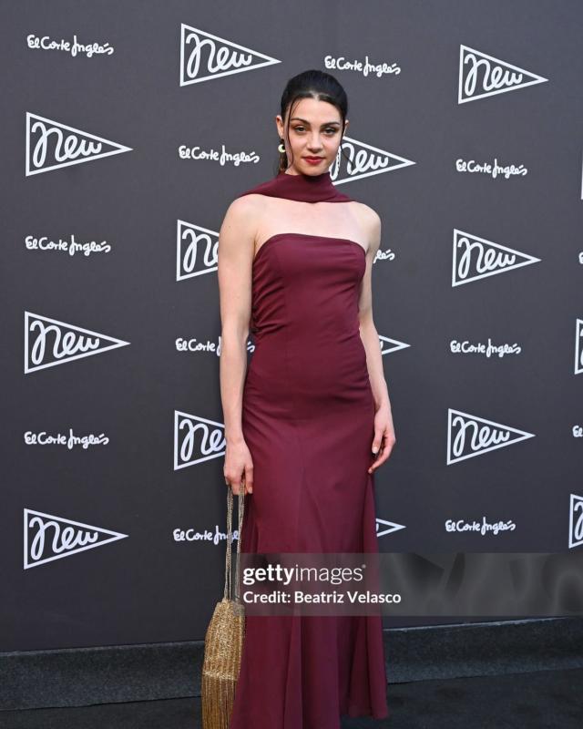 Julieta Burgundy Dress