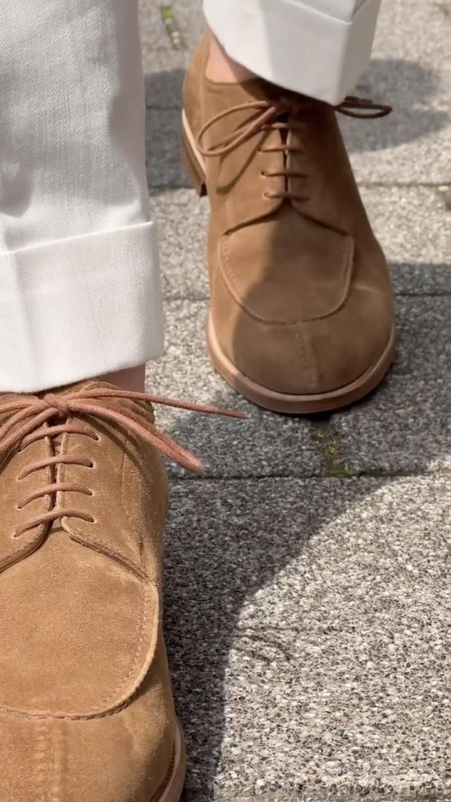 The Hand - Edward Green Unlined Dover Mole Suede