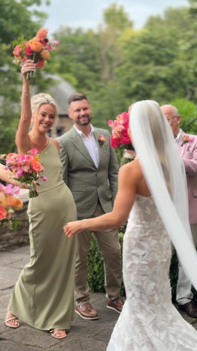 Hazel Knit Maxi Dress - Olive – Pretty Lavish