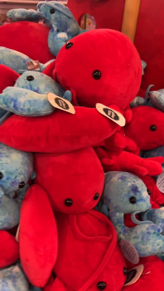 Smilesky Realistic Stuffed Lobster Plush Toy - Red, 12 Inches Long - View #11