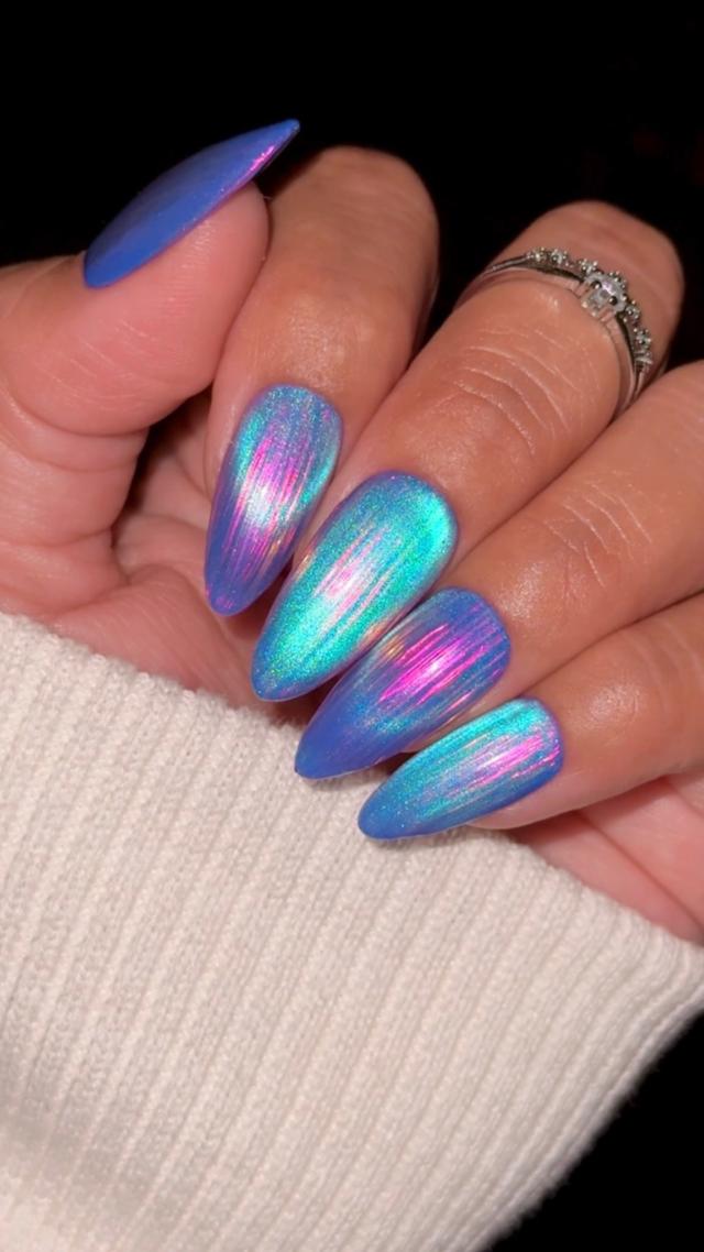 Charme Gel / Cat Eye E33 Simply Divine - Purple Green Chameleon