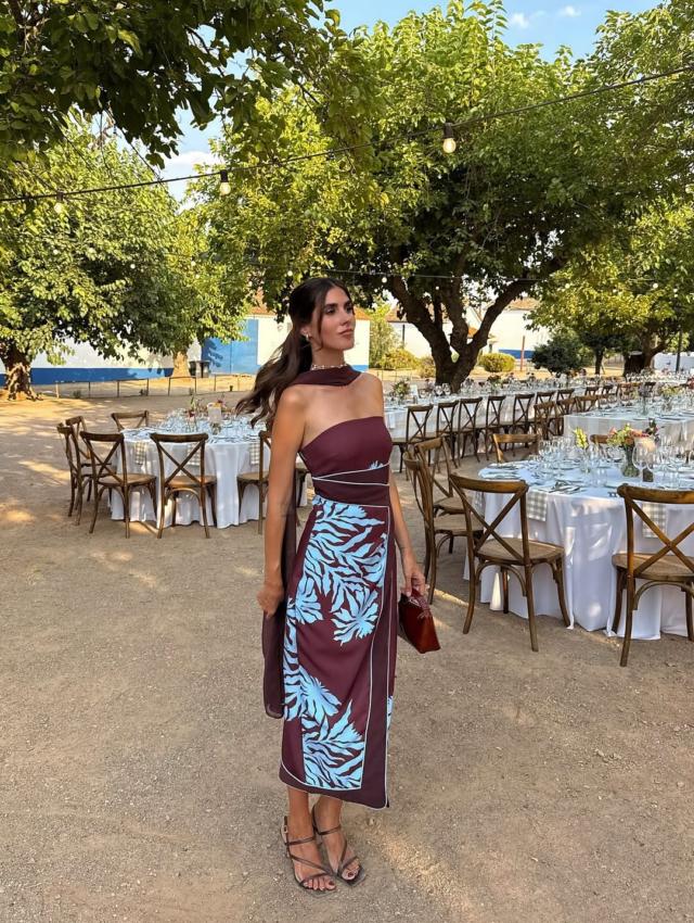 Mery Turiel Chaqueta Punto Novia La Falda Midi Blanca De Tiro Alto Fluida De Stradivarius Que Las