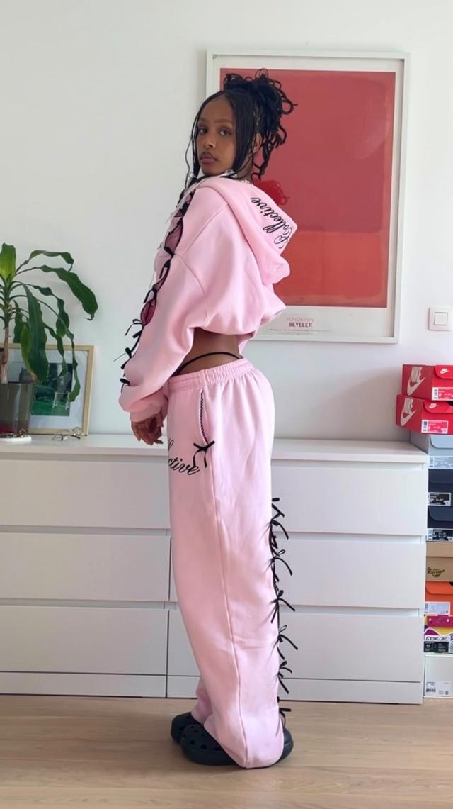 【値下げ‼️】épine エピヌ セットアップ épine エピヌ セットアップ グレー エピヌ セットアップ