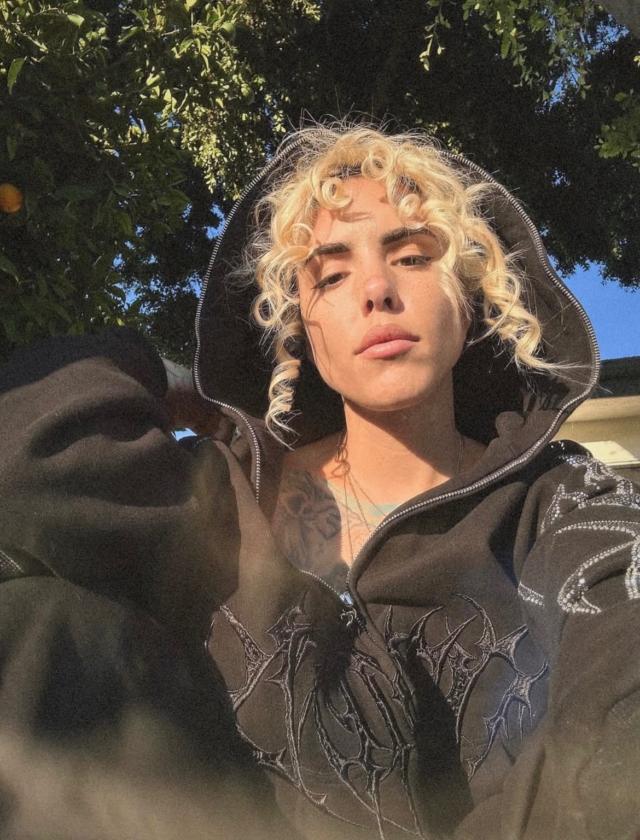 トップス NAMED COLLECTIVE CRASH RHINESTONE HOODIE Crash Rhinestone Zip Hoodie Black – NAMED COLLECTIVE®