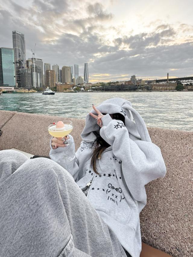 NAMED COLLECTIVE トップス Malfunction Bunny Zip Hoodie Black (Detachable Ears) – NAMED