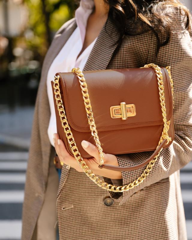 Andie Crossbody | Beechwood Pebble Grain Leather