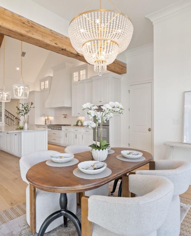 Tiana 20.5'' Chandelier | Crystorama Lighting