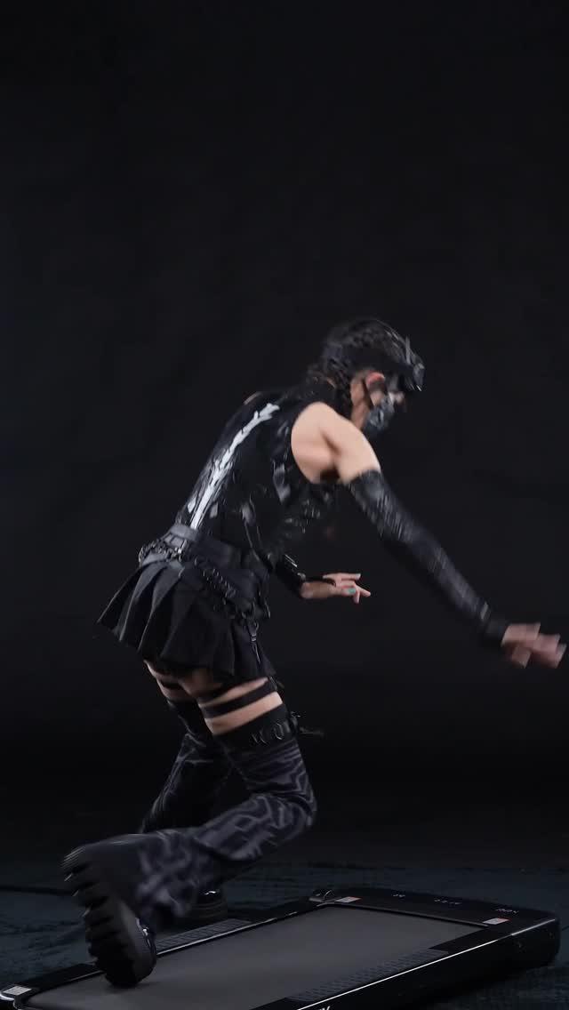 CIRCUIT THIGH HIGHS