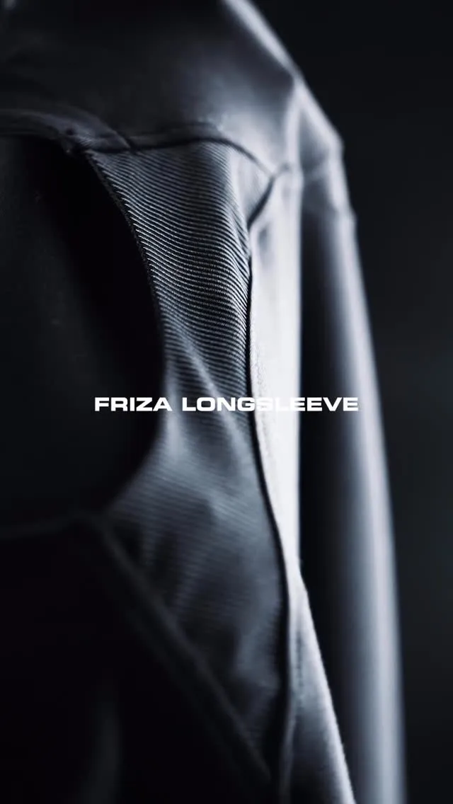 FARFROMWHAT 長袖 FRIZA Black Techwear Longsleeve Shirt Blank