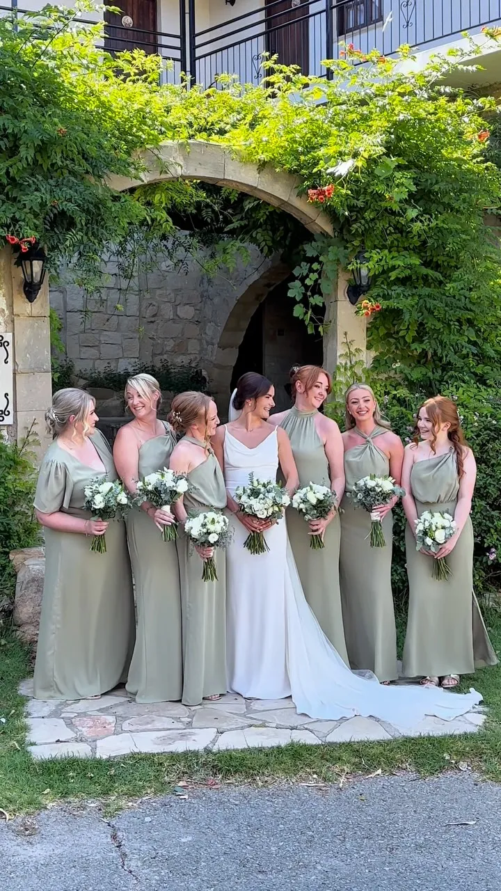 pretty lavish olive green bridesmaid dress ✨ The back up every girl needs 👩‍🦰👰🏻‍♀️👱‍♀️ Forever grateful for my bridesmaids Speak Now (Taylor's Version) Responsible Materials Occasionwear Length Size:MTM