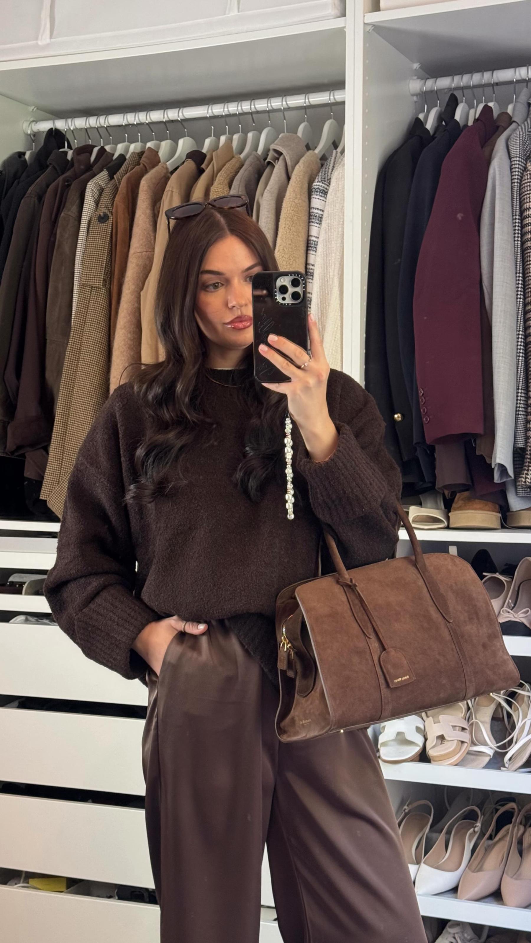 Camille Oversized Borg Jumper - Brown – Pretty Lavish